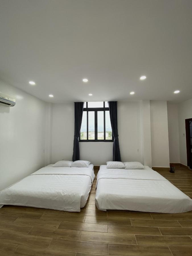 Aoc Hotel Cao Lãnh Esterno foto