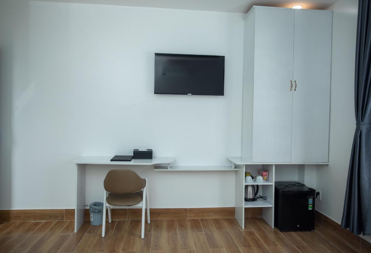 Aoc Hotel Cao Lãnh Esterno foto