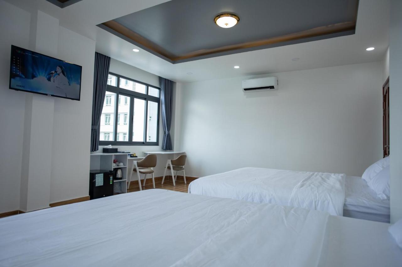Aoc Hotel Cao Lãnh Esterno foto